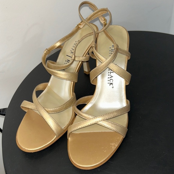 White House Black Market metallic gold heels and Sequined Clutch - Picture 13 of 13